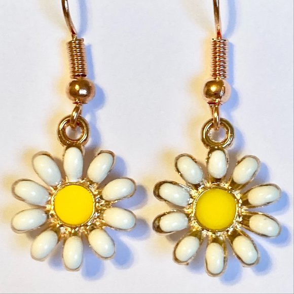 Daisy Flower Earrings Rose Gold Plated Enamel White Yellow Dangle Dainty - Picture 9 of 12